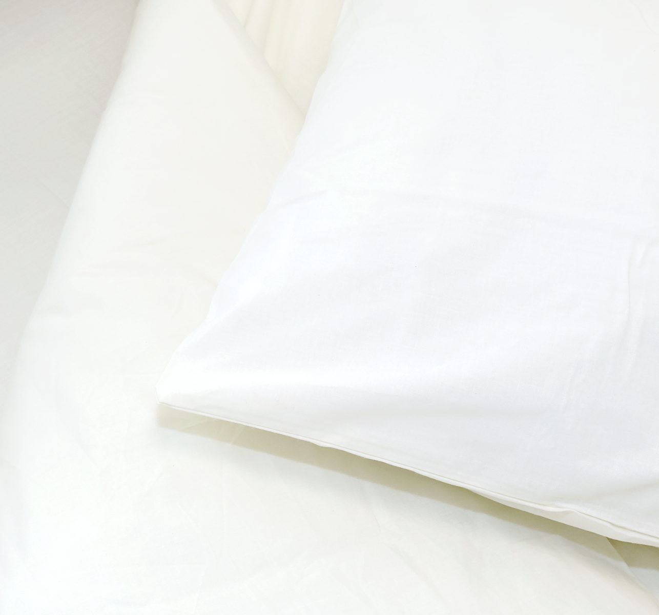 Polycotton Bedding Bundle - White - Set